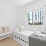 - Urbanizacion Almijara Apartment