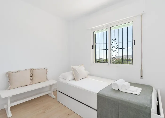 - Urbanizacion Almijara Apartment