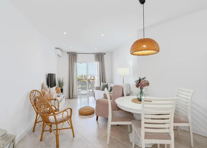 - Urbanizacion Almijara * Nerja