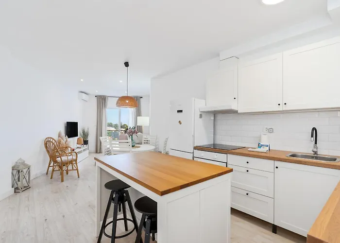 - Urbanizacion Almijara Nerja